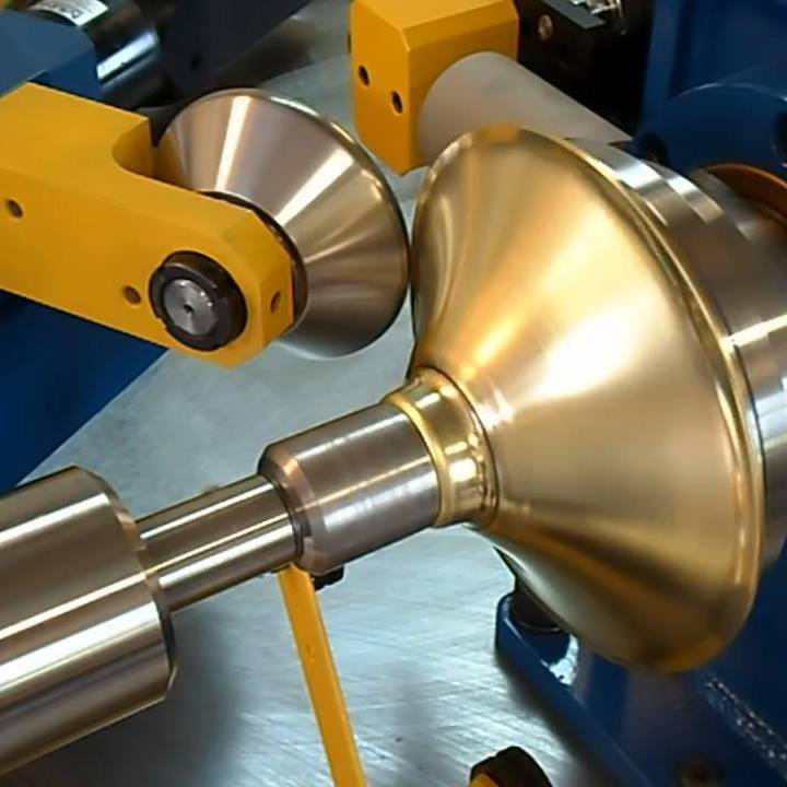 Máquina de Hilado de Metales CNC