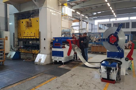 Máquina para Moldeado por Embutición
